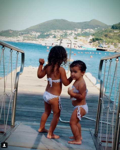 Cuando Erin tenía un año y medio, su hermanita Regina llegó al mundo.