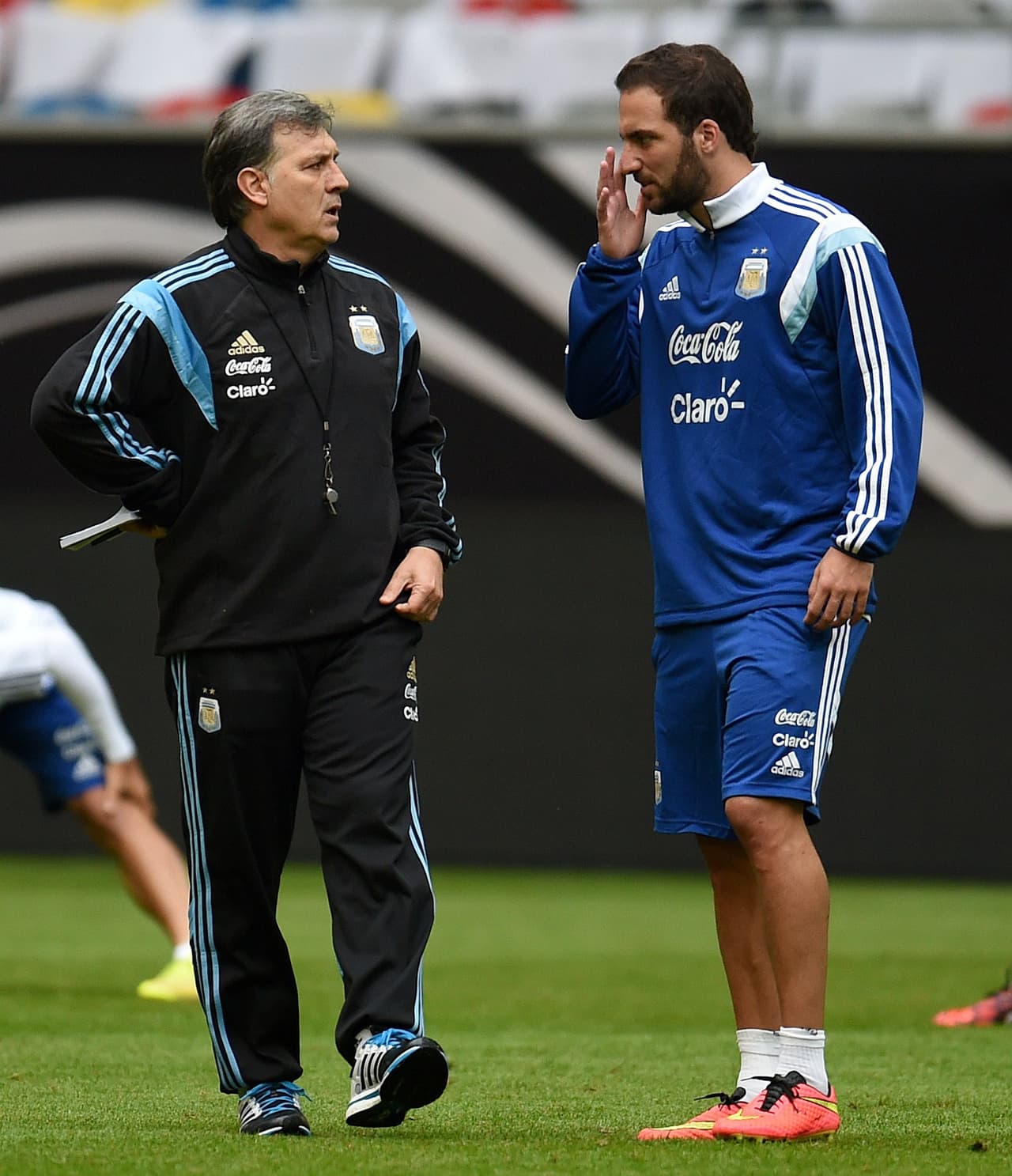 Martino deja por fuera a Higuaín para eliminatorias con Argentina y cita a Dybala y Correa