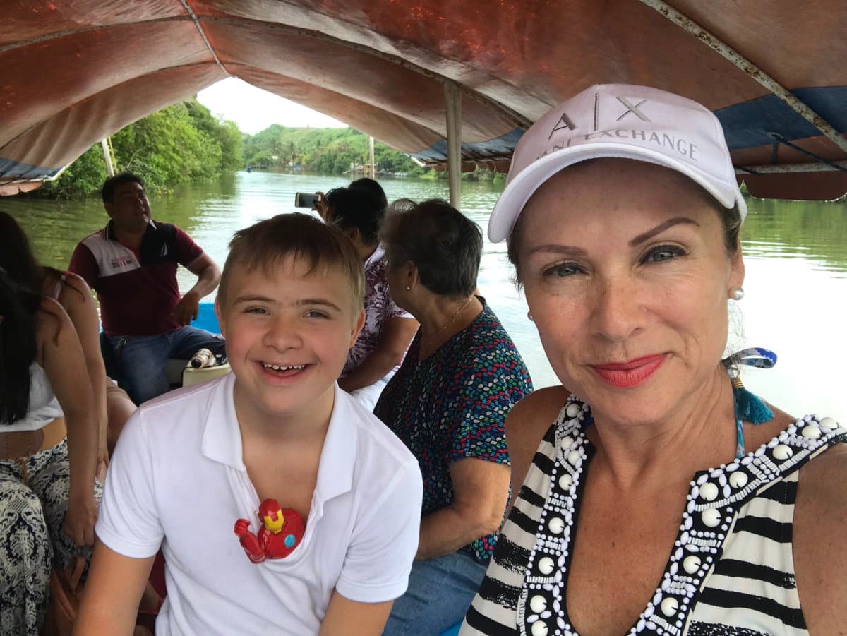 Calderón confesó que el mismo Luciano reconoce que estar frente al volante es una actividad difícil de aprender: "Él dijo: '
<b><a href="https://www.univision.com/shows/despierta-america/no-la-veia-venir-lety-calderon-aclara-que-tipo-de-papa-ha-sido-juan-collado-con-los-dos-angeles-de-su-vida-video">mamá yo no nací para manejar</a></b>' , pero yo sí lo quiero intentar, y si no va ser coche, será moto, será bicicleta", externó la actriz.
<br>