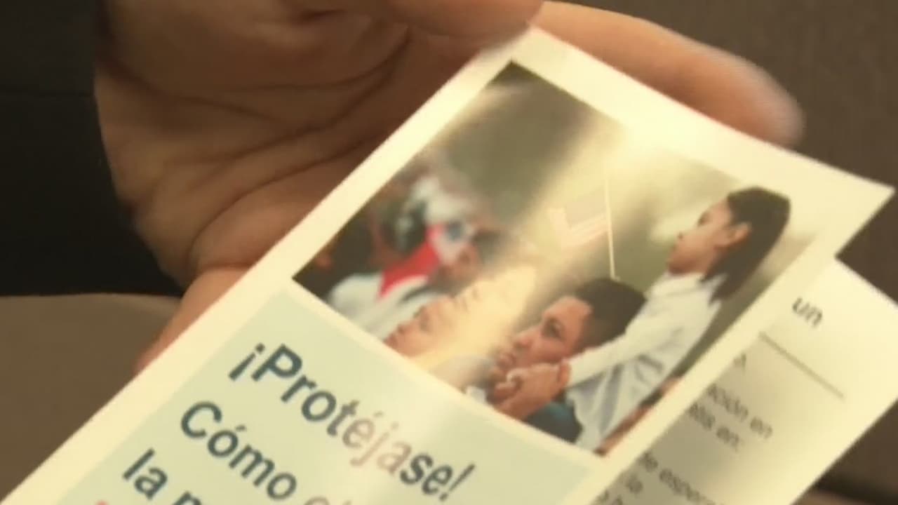 Organizaciones proinmigrantes alertan sobre fraudes en presuntos ‘seguros contra deportación’