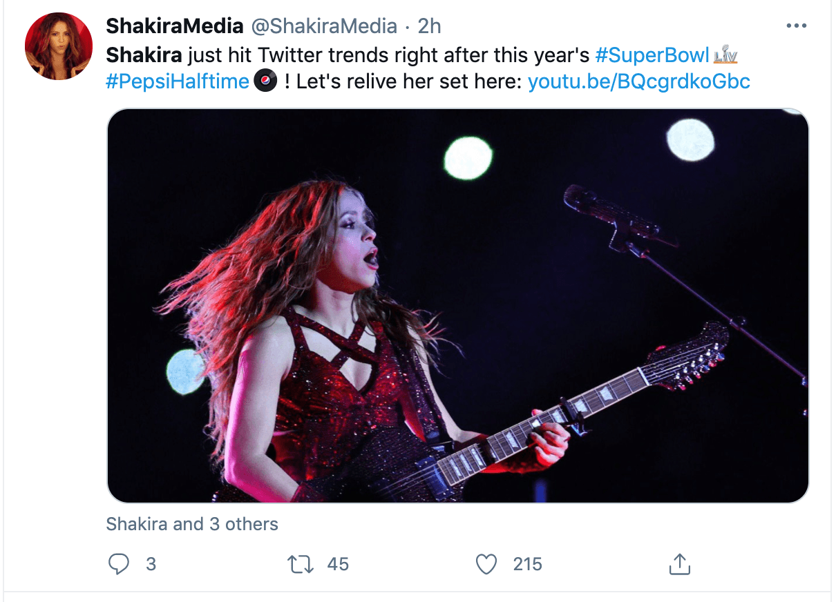 Tras notar que estaba siendo trending topic este año, surgió la invitación a ver la presentación del año pasado.