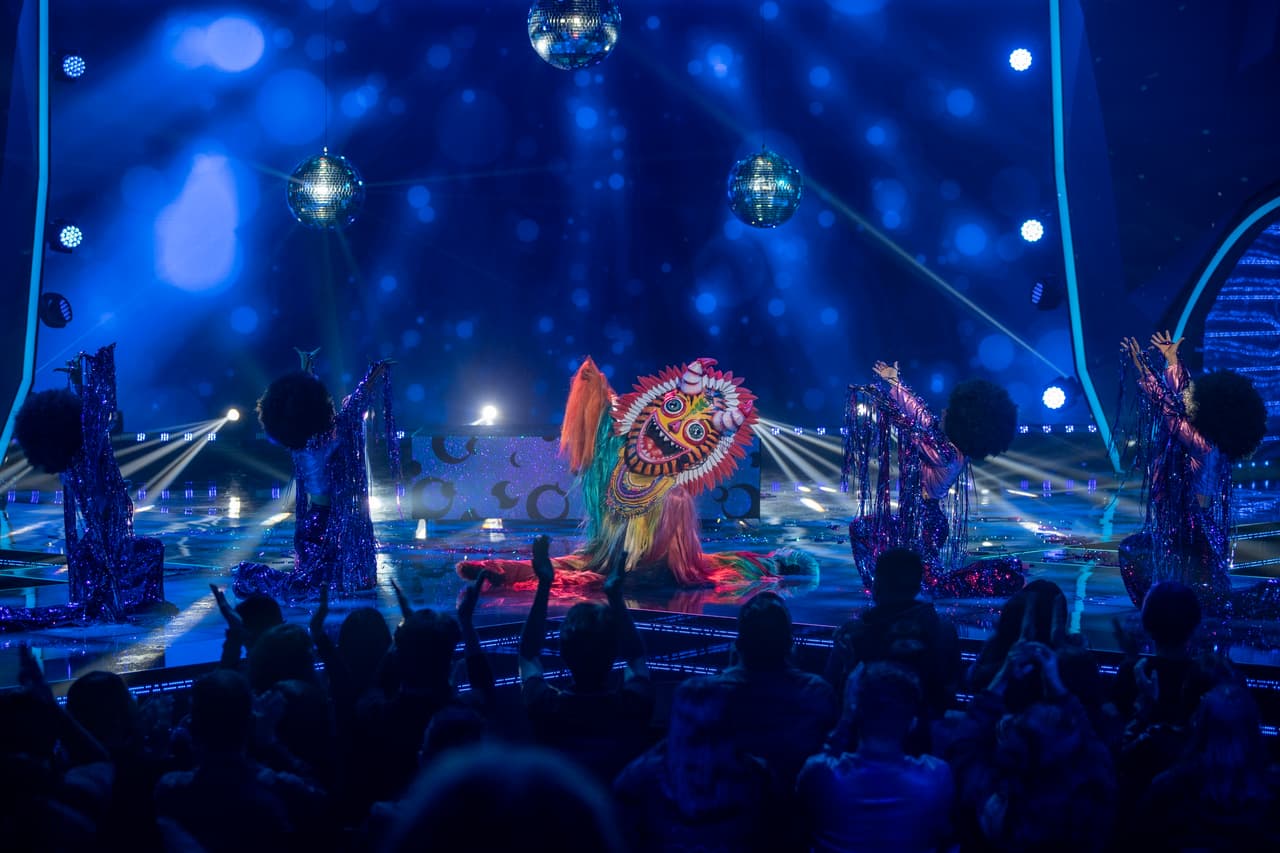 Carlos Rivera pensó que Triki es Bibi Gaytán, Galilea Montijo siguió creyendo que se trata de Bárbara de Regil, Juanpa mantuvo que es Bianca Marroquín y Yuri continuó inclinándose por Fernanda Castillo.