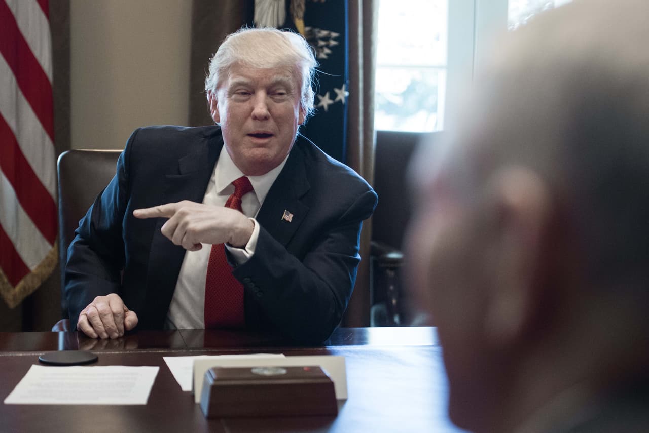 Trump lo logró: el bombardeo en Siria sube su popularidad y distrae del 'Rusiagate' 