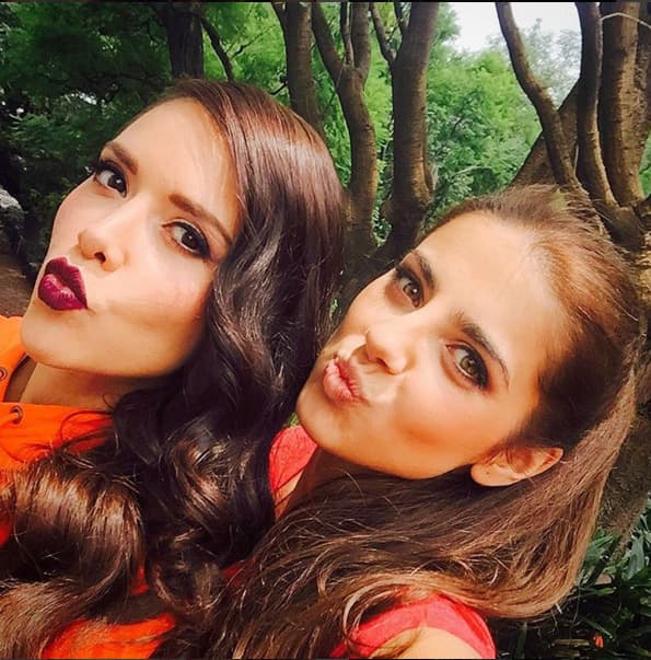 Madre e hija, ¡igual de guapas!