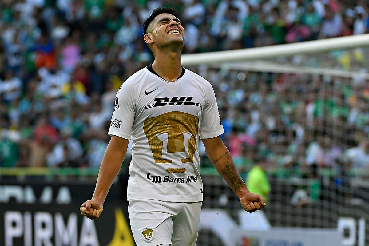 Felipe Mora de nuevo se hizo presente en el marcador con el gol de la voltereta al minuto 57.