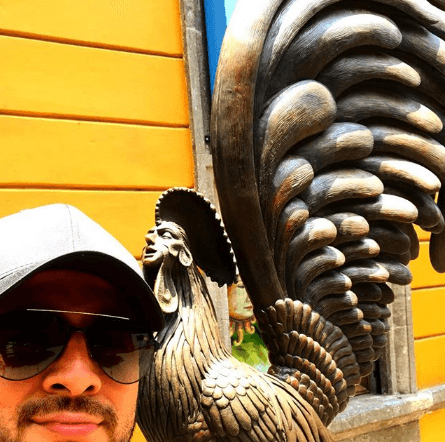 'El Gallo' Elizalde reveló que sí existe un interés económico para concretar la serie biográfica.