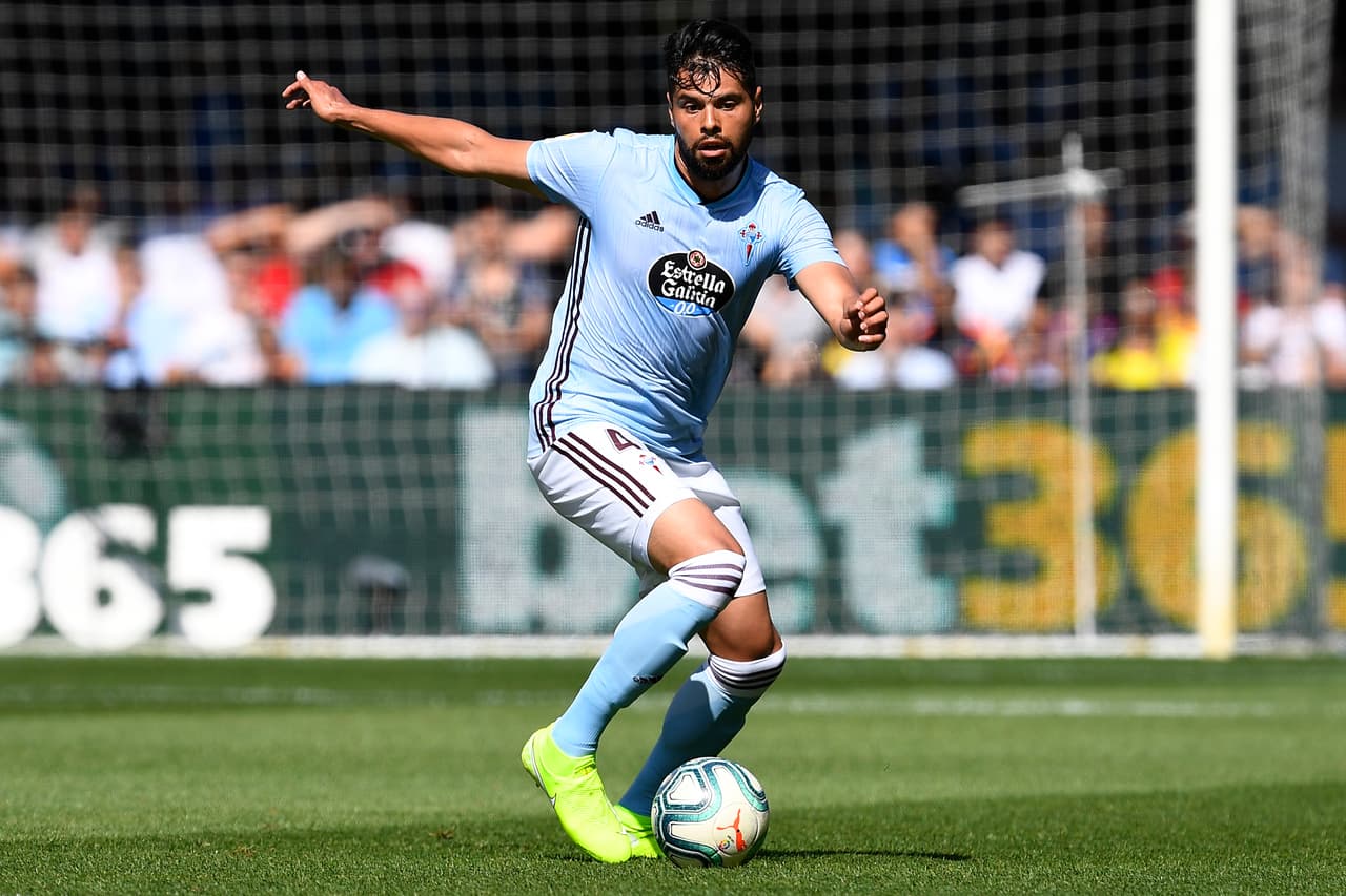 Néstor Araujo se ve inmiscuido en polémica arbitral en LaLiga