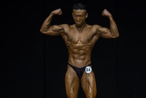 La categoría abierta incluye aquellos que tienen más de 24 años y pesan entre 150 libras y 170 libras.