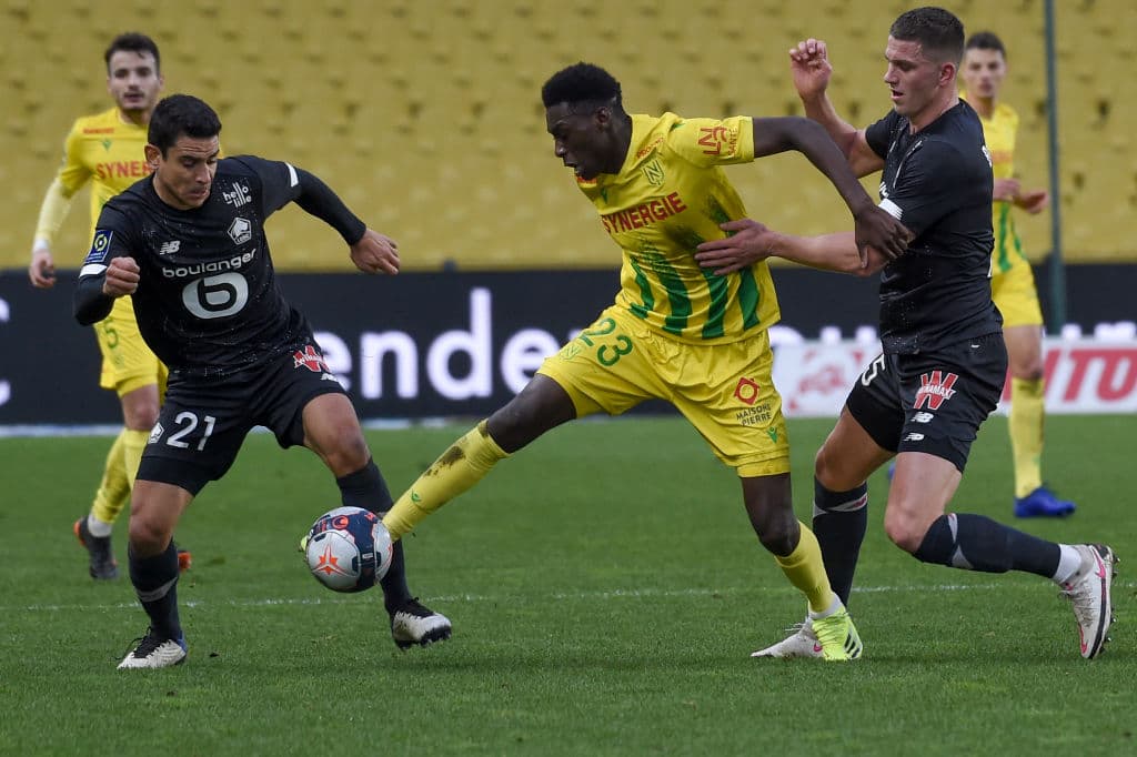 La jornada 24 del futbol francés cerró con 7 victorias, Stade Brestois 29 venció 2-1 a Bordeaux, Montpellier se impuso en casa 4-2 al Dijon, Nimes Olympique perdió en su estadio 3-4 frente al Mónaco, Nice goleó 3-0 a Angers, Sain Etienne se impuso por la mínima a Metz, Nantes cayó en casa frente al líder Lille 0-2 y el PSG salió victorioso en su visita al Olympique de Marseille.