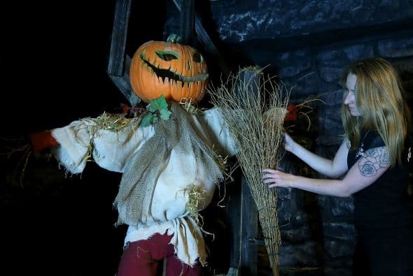 Se podrá disfrutar de un ambiente terrorífico y mucha diversión.