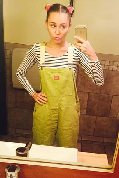 La cantante a veces presume ser una good girl. ¡Se ve bastante bien!