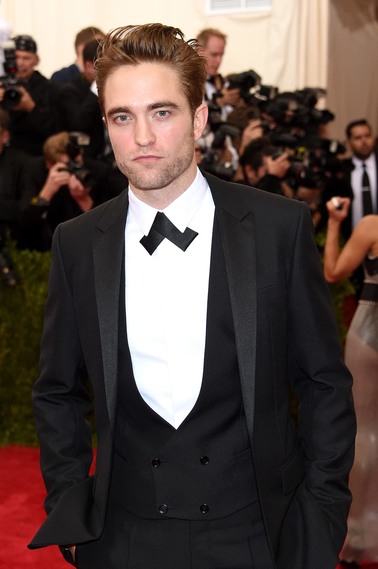 Entre más pasa el tiempo, Robert Pattinson se pone mucho mejor. El actor también fue considerado para formar parte de esta exquisita lista.