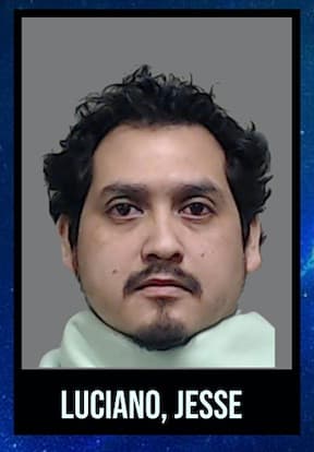 La organización informa sobre algunas tácticas de estos depredadores sexuales: la primera es iniciar conversaciones sexuales con el menor de edad. Incitándolo a mantener relaciones sexuales.