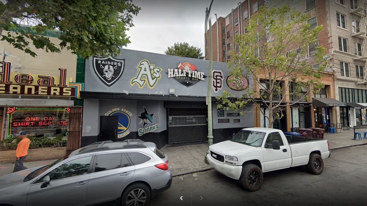Un muerto y cuatro heridos tras balacera en bar de Oakland donde celebraban victoria de los Warriors
