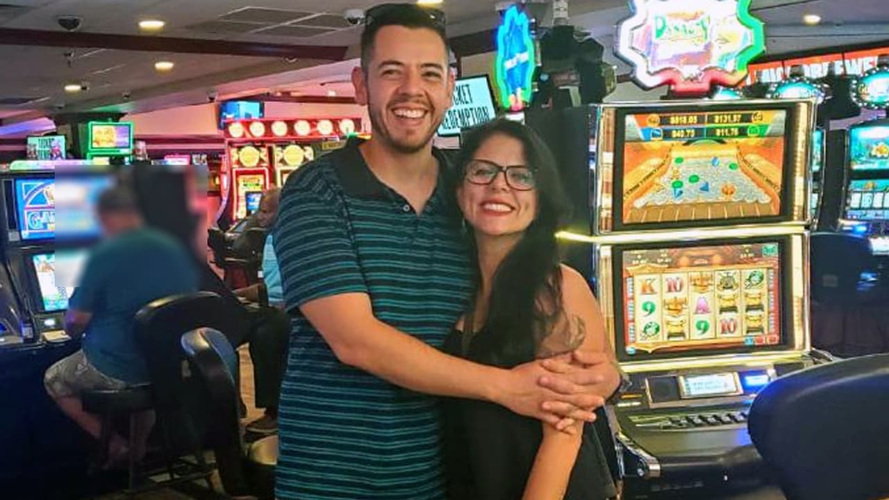 Gaby Ramos junto a su pareja Manuel Omar Burciaga-Perea, presunto asesino de la locutora.