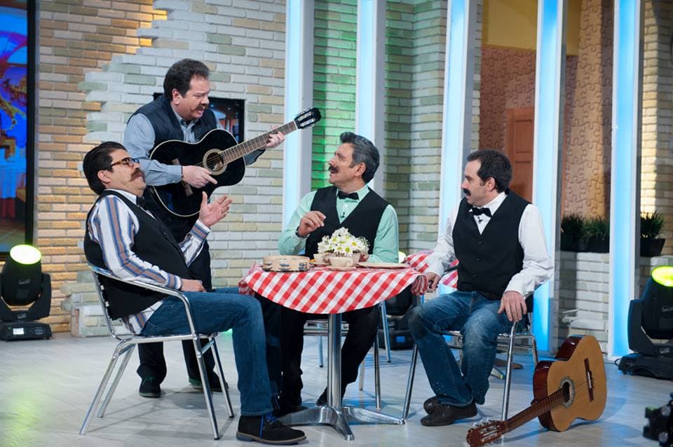 ¡Hombres guapos, apuestos y bohemios!