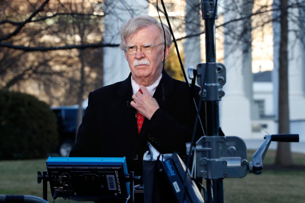 El exasesor de seguridad nacional John Bolton se declara culpable de retener ilegalmente información clasificada
