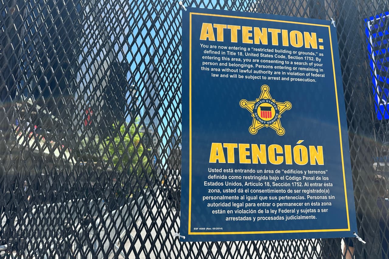 Se establecieron estrictas medidas de seguridad en el Madison Square Garden de Nueva York este lunes 8 de junio de 2026.