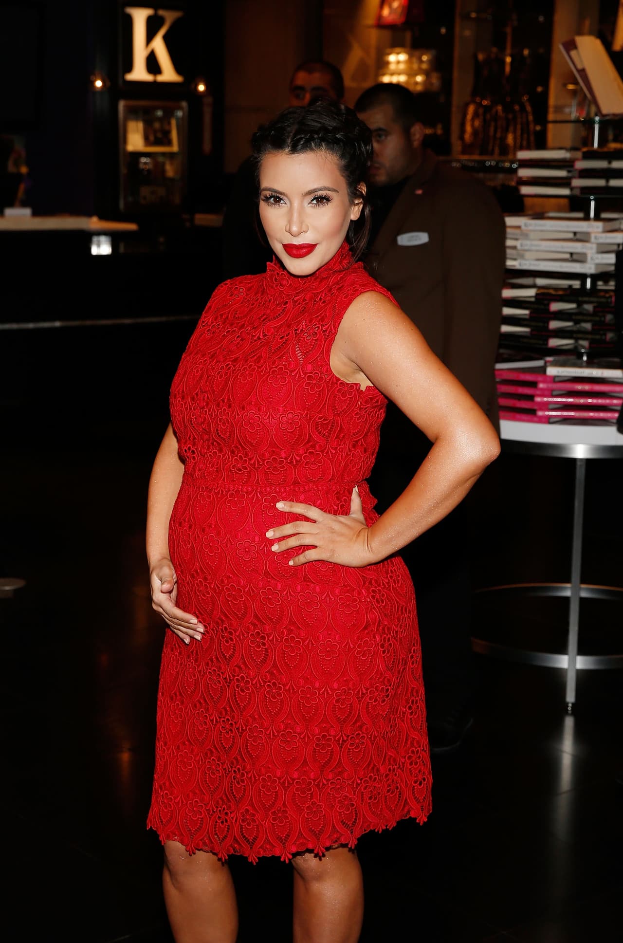 El cirujano le solicitó que regresara al día siguiente, en pleno Día de Acción de Gracias, y hubo una situación que los dejó perplejos. Tras la revisión, el médico le dijo:
<b> "'Hay un latido del corazón'". </b>
<br>