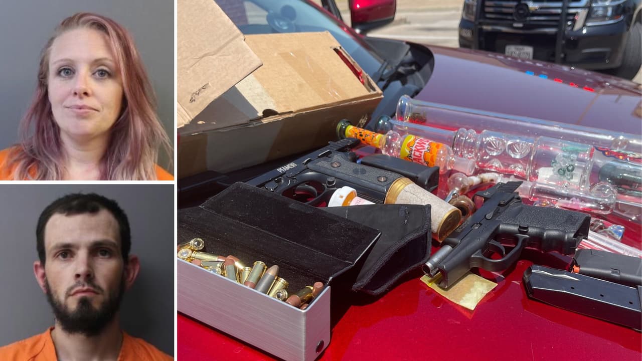 Los arrestados son Erica Mardian y Bryan Kelly, ambos de 31 años, y esto es lo que les fue hallado en el auto robado y que también tenía placas con reporte de robo.
<br>