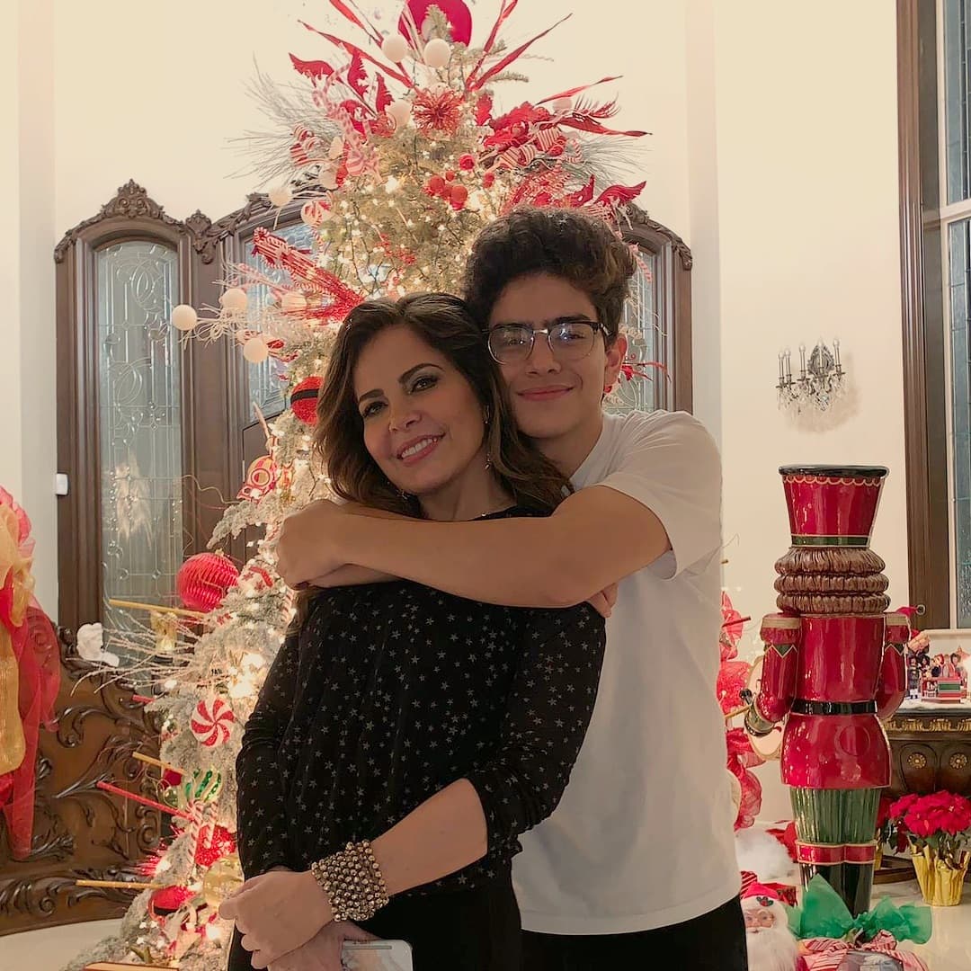 En diciembre de 2004, cuatro meses después de haber sido liberada, Gloria comentó en una entrevista con Cristina Saralegui: "Yo no fui violada (en la cárcel). Mi hijo fue buscado con amor".