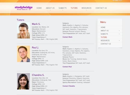 El origen étnico de Khan varía según el aviso. "Soy Seng Bonny, líder de giras en Camboya, Phoebe Lopez de San Francisco, Kelsi de San Francisco, Chandra de California, Christine de LaTrobe Uni, Dina M, etc", dice.