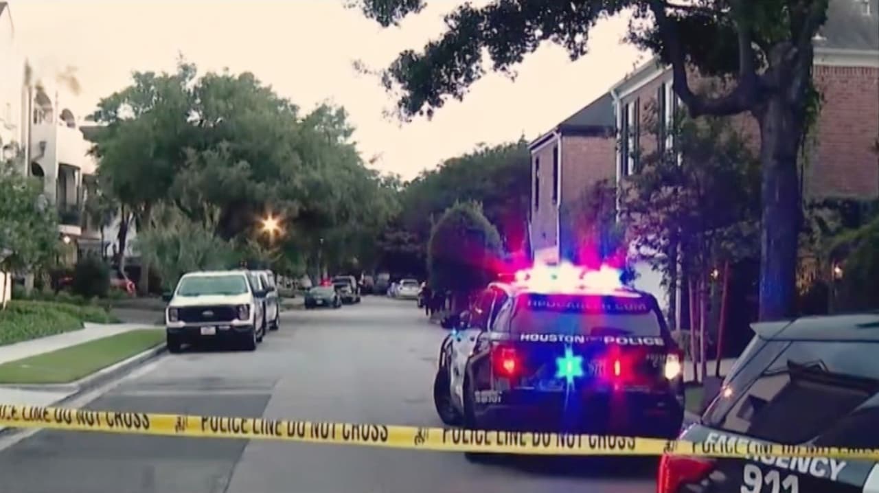 Nuevos detalles de la familia que fue hallada muerta y con heridas de bala en una residencia de River Oaks