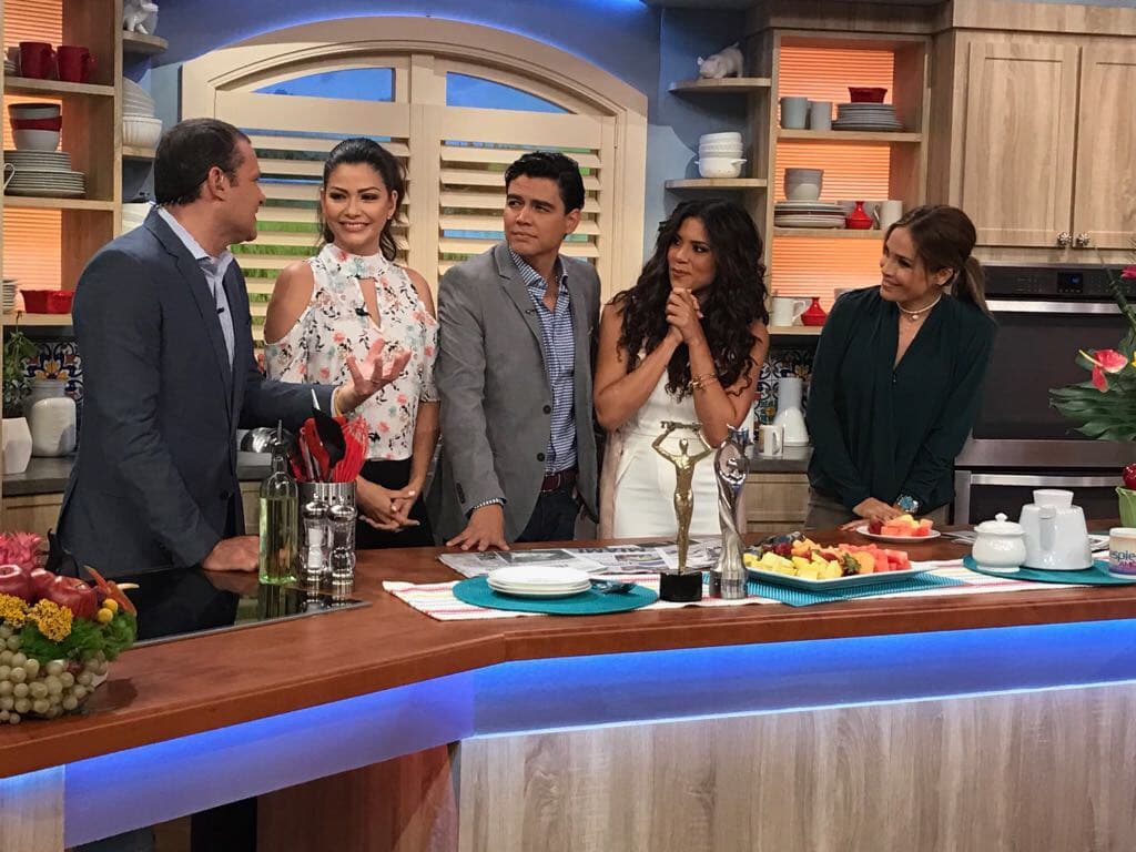 Alan la felicitó por ser profeta en su tierra.