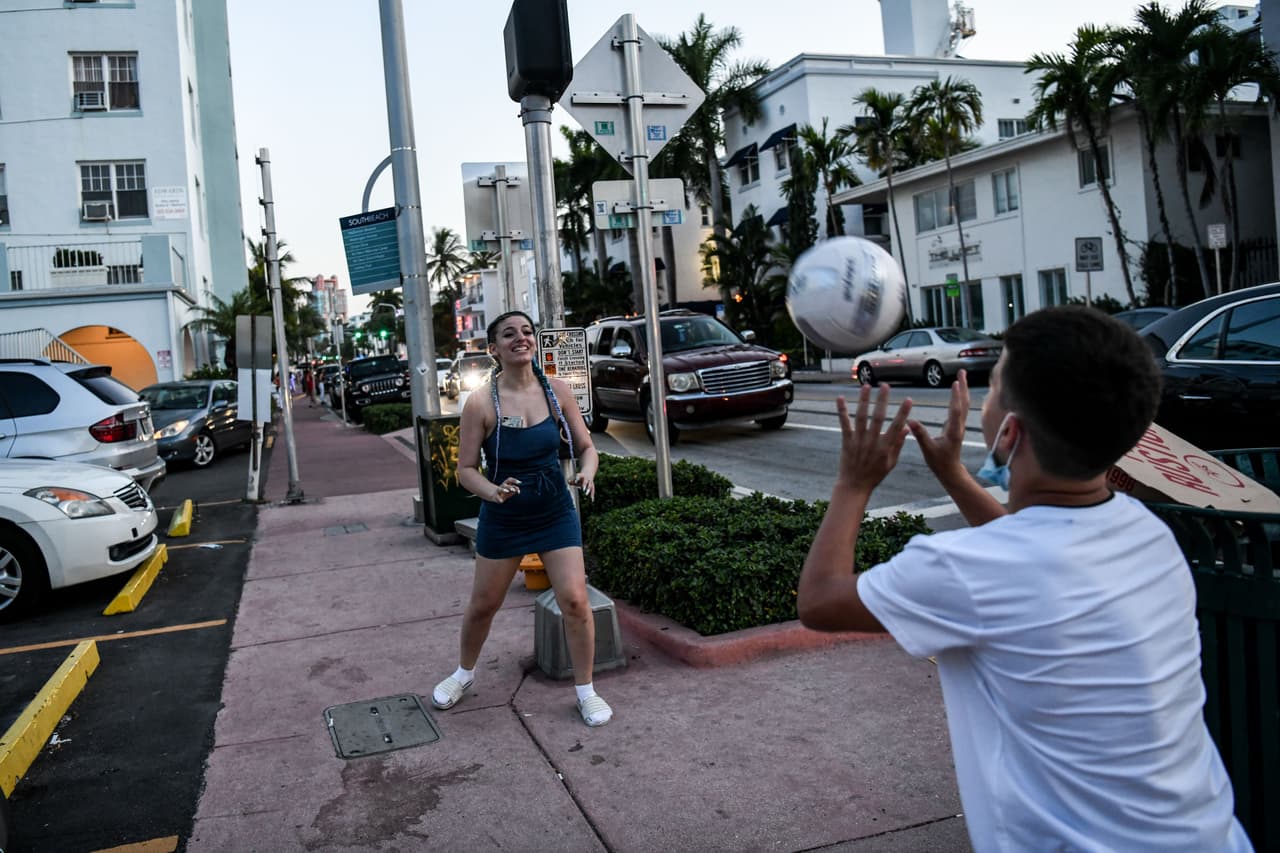 Además, las hospitalizaciones aumentaron de 213 a 436, durante el mismo periodo.
<br>
