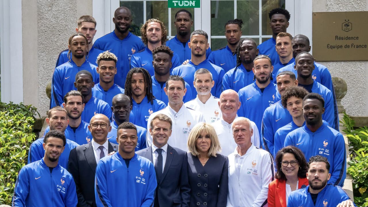 Emmanuel Macron visita a la Selección de Francia rumbo al Mundial 2026
