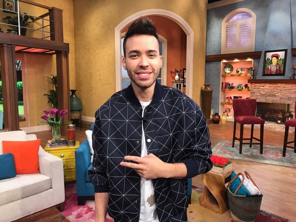 Prince Royce llegó a la casita para presentar su más reciente video musical con Shakira.