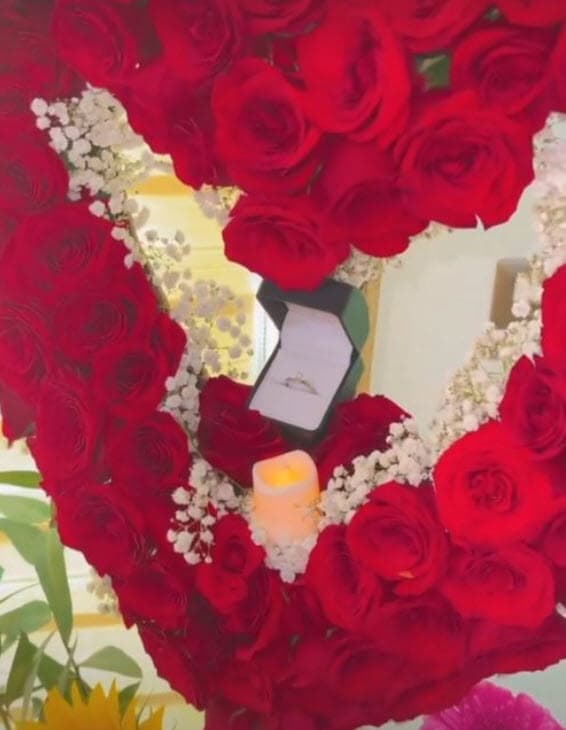 La joven tenía 24 años y el intérprete pensaba entregarle en los próximos días el anillo de compromiso para casarse con ella.
<br>