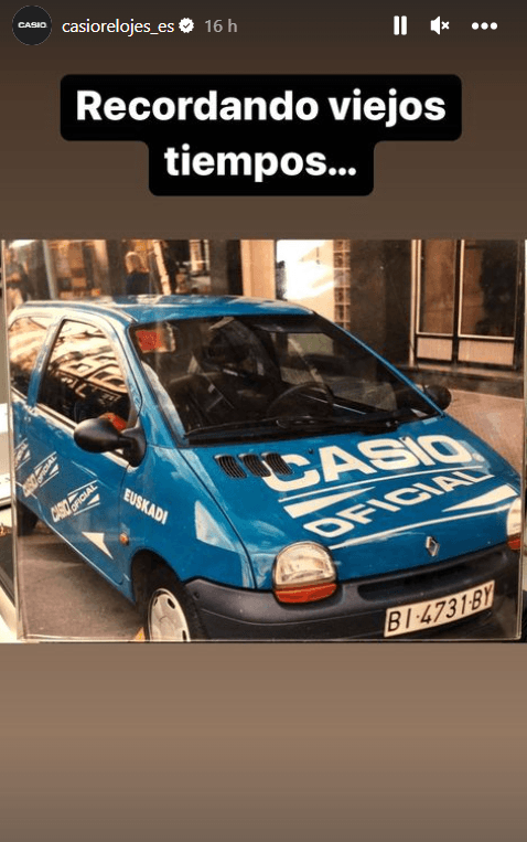 Twingo con ads de Casio
