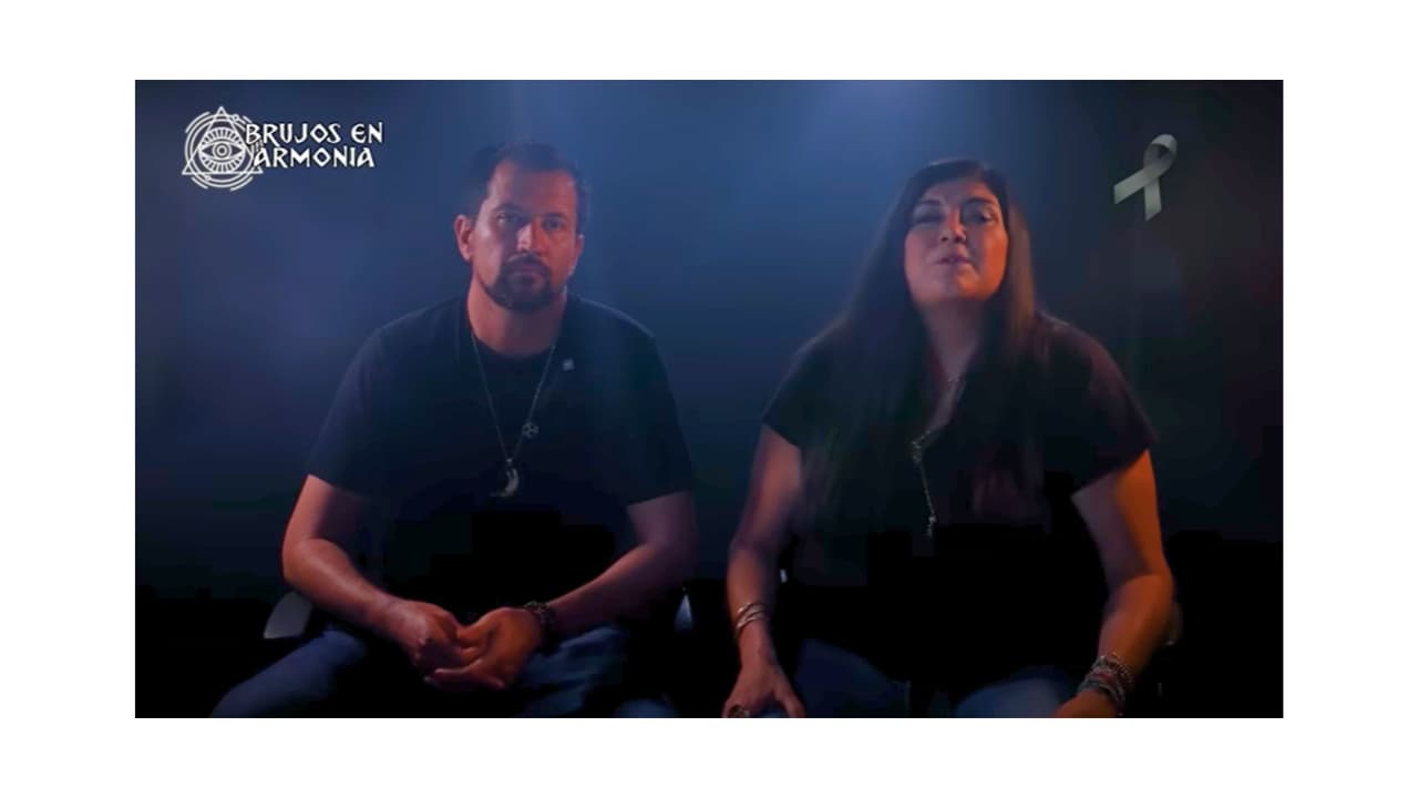 Ellos son Luis y Marce, hermanos de Laura Rivas, fallecida vidente de 'Extranormal'.