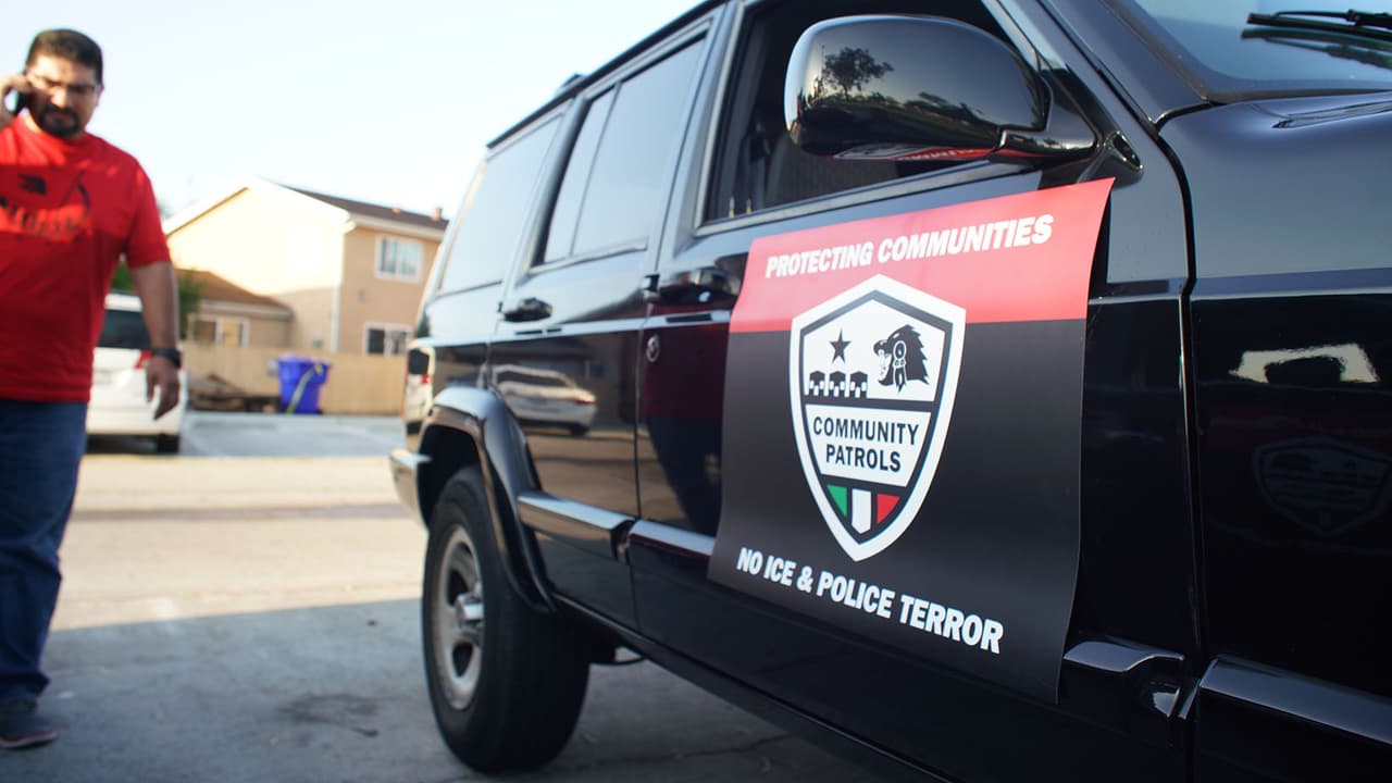 Cómo funcionan las patrullas comunitarias que alertan sobre redadas de ICE en San Diego