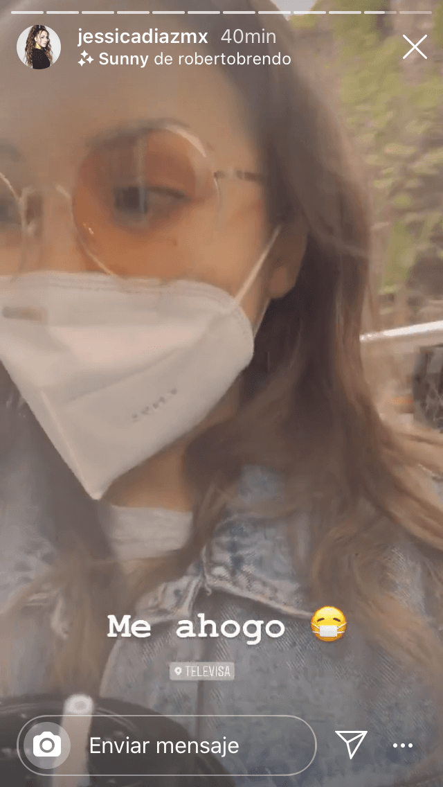 "
<b><a href="https://www.univision.com/famosos/jose-ron-tiene-planes-con-jessica-diaz-que-van-mas-alla-de-su-noviazgo-fotos" target="_blank">He estado hablando con él</a></b>, con mi 'conejito'", aseguró, al referirse al actor con el apodo con el que suele llamarlo. 
<br>