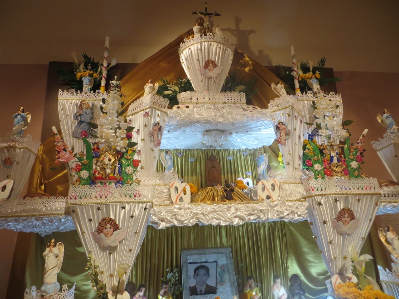 Este año, la exhibición principal se llama "La Muerte Niña" y está dedicada a los 43 estudiantes de la escuela normal de Ayotzinapa, Guerrero.