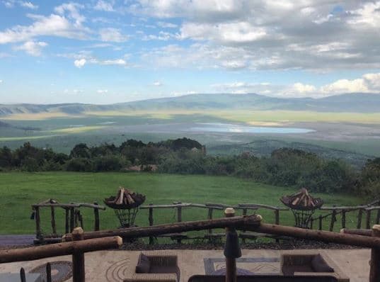 La conductora ha compartido lo más destacado de su viaje en África vía Instagram. "Africa, al fín te veo", escribió al lado de este paisaje africano.