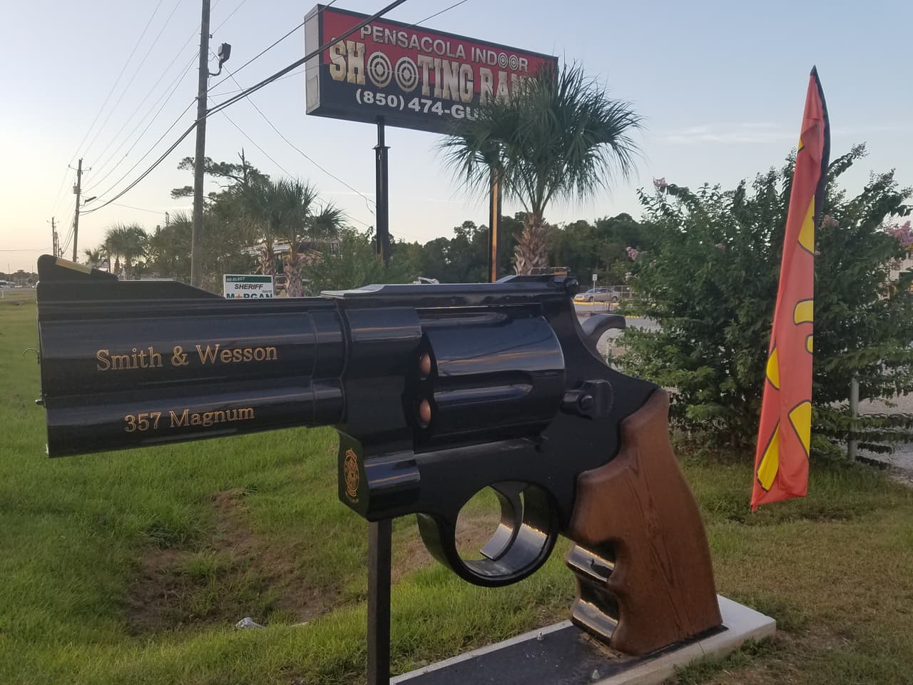 Biblias y pistolas: así es el norte de Florida que Trump necesita para competir contra Clinton