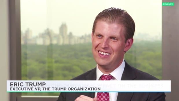 Eric Frederick Trump es el tercer hijo de Donald Trump y su ex Ivana Trump. Eric es empresario y filántropo. Tiene 32 años, está casado y no tiene hijos.