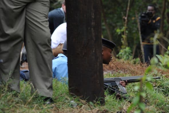 Kenyatta precisó que también habían perecido 61 civiles y seis soldados kenianos