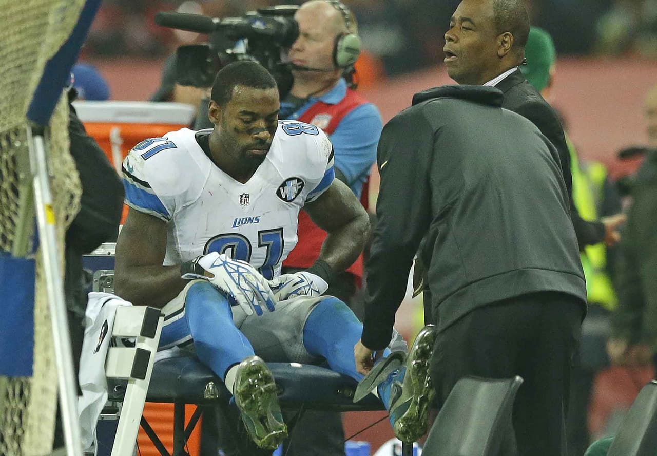 Calvin Johnson se volvió a lesionar el tobillo en la derrota de los Lions en Londres