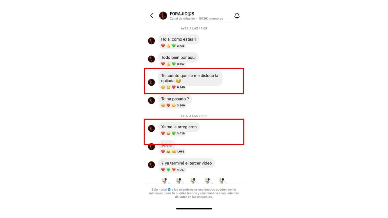 Así contó a sus fans que se había dislocado la quijada.