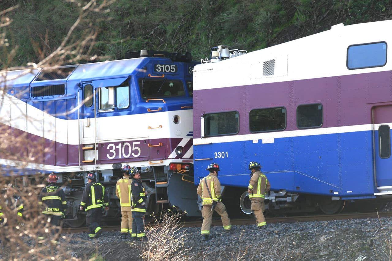 Trenes de ACE retoman sus viajes tras deslaves que afectaron su operación la semana pasada