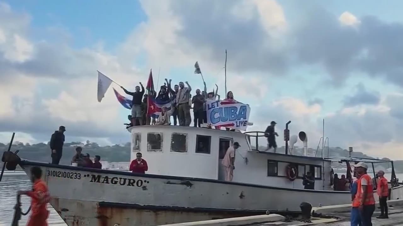 Se manifiestan en Florida por Cuba y llega a la isla ayuda humanitaria internacional