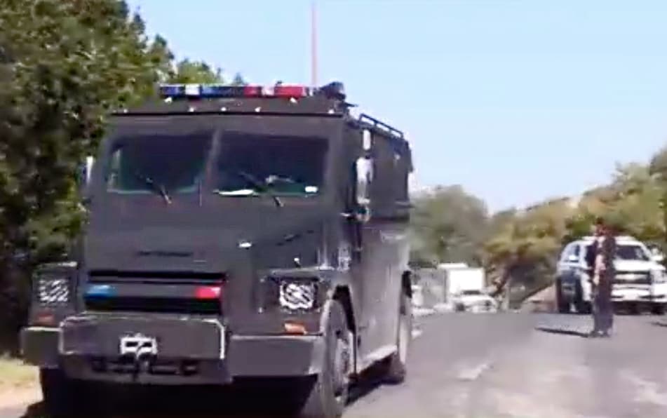 Oficiales de Texas mataron a una rehén durante un enfrentamiento con un sospechoso