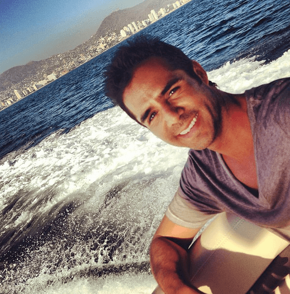 ¿Lo recuerdas en Juro que te amo? Fue su primer protagónico y trabajo con Ana Brenda Contreras.