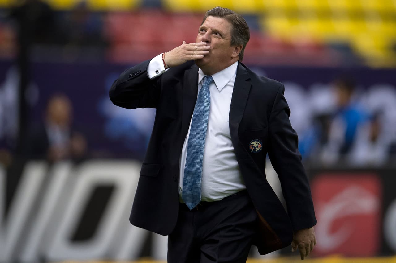 Miguel Herrera, el rey de los clásicos ante Chivas