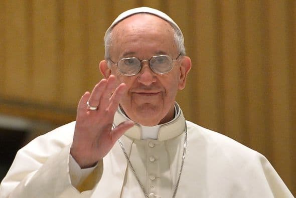 Una ceremonia histórica, un grupo criminal que avanza, aniversarios en el ámbito de la tecnología y mucho más son parte de las notas que marcaron esta semana y que a continuación repasaremos.