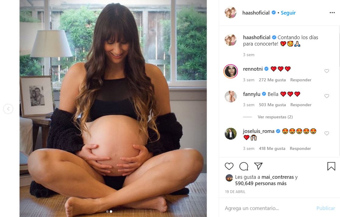 <b>Hanna</b>, integrante del dueto Ha*Ash, anunció en diciembre de 2019 que estaba esperando su primer hijo junto a su esposo Juan Carlos Herrera.